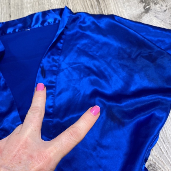 Gorgeous satin pocket Kimono - Picture 5 of 5